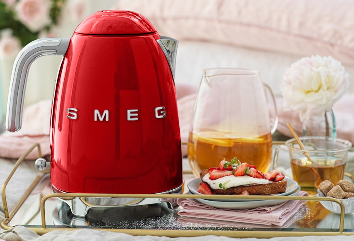 konvice smeg KLF04_1